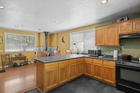 6041 Sterling Creek Road Jacksonville OR 97530