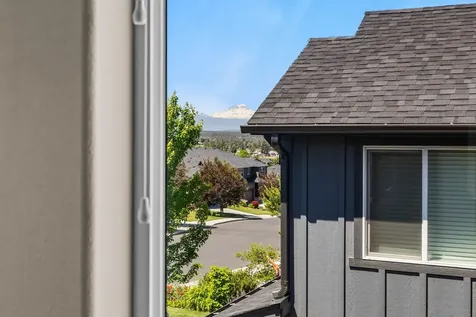 4533 SW Umatilla Avenue Redmond OR 97756
