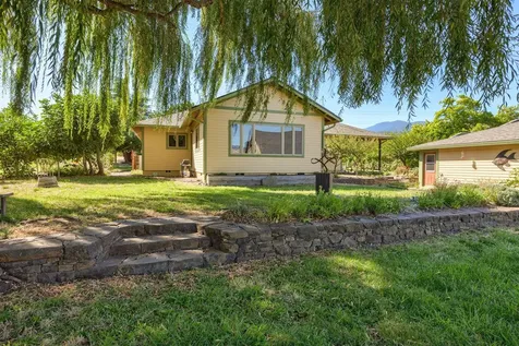 2045 E Main Street Ashland OR 97520