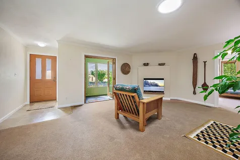 2045 E Main Street Ashland OR 97520