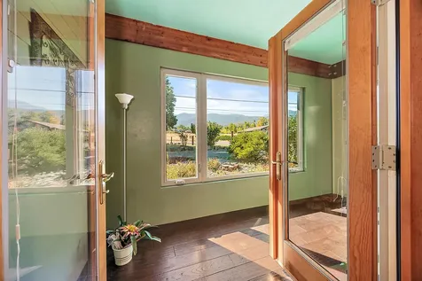 2045 E Main Street Ashland OR 97520