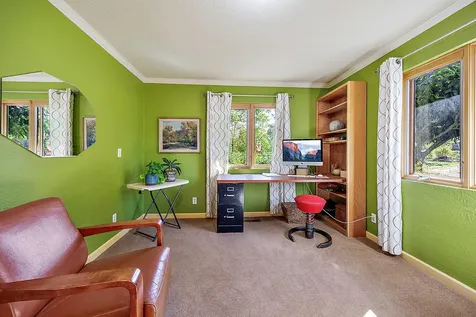 2045 E Main Street Ashland OR 97520