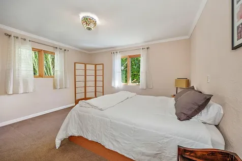 2045 E Main Street Ashland OR 97520