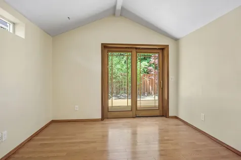 701 Salishan Court Ashland OR 97520