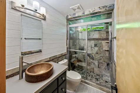 701 Salishan Court Ashland OR 97520