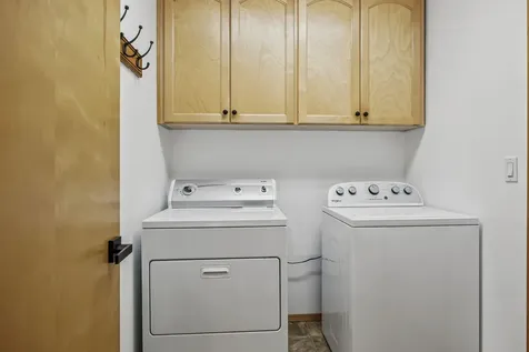 701 Salishan Court Ashland OR 97520