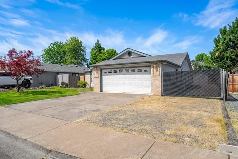1219 Looking Glass Way Central Point OR 97502