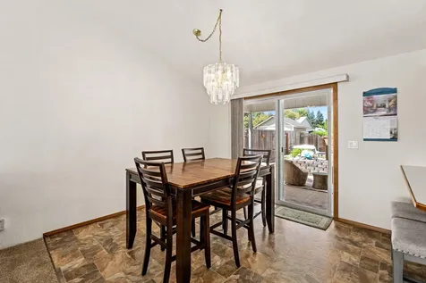 1219 Looking Glass Way Central Point OR 97502