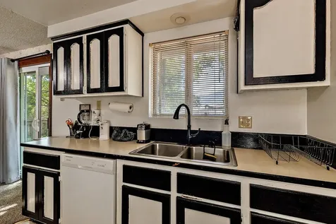 402 Placer Street Rogue River OR 97537