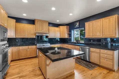 905 Sterling Creek Road Jacksonville OR 97530
