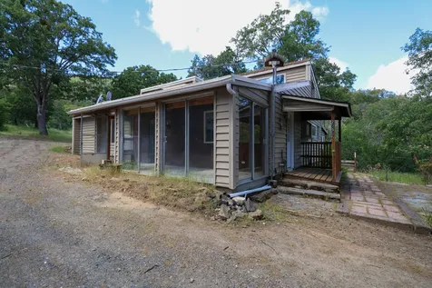 2350 Galls Creek Road Gold Hill OR 97525