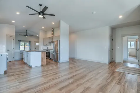 4255 SW Badger Avenue Redmond OR 97756