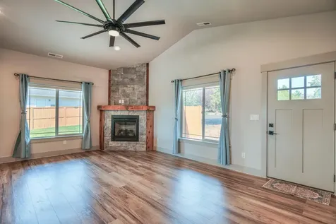 4255 SW Badger Avenue Redmond OR 97756