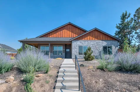 4255 SW Badger Avenue Redmond OR 97756