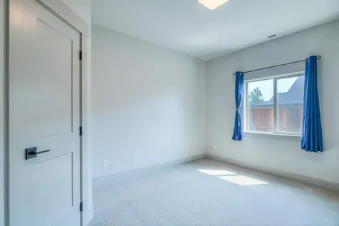 4255 SW Badger Avenue Redmond OR 97756