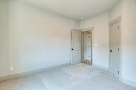 4255 SW Badger Avenue Redmond OR 97756