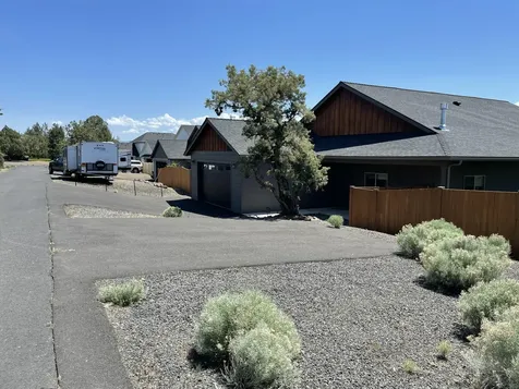 4255 SW Badger Avenue Redmond OR 97756