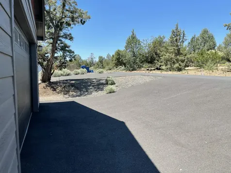 4255 SW Badger Avenue Redmond OR 97756