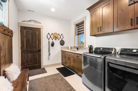 17462 SW Chaparral Drive Powell Butte OR 97753