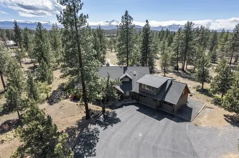 69300 Green Ridge Loop Sisters OR 97759