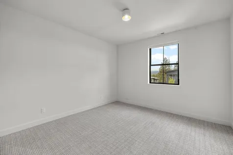 62654 NW Woodsman Court Bend OR 97703