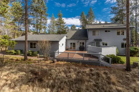 57817 Mt Adams Lane Sunriver OR 97707
