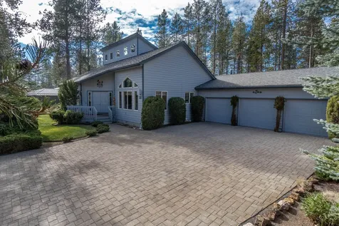 57817 Mt Adams Lane Sunriver OR 97707