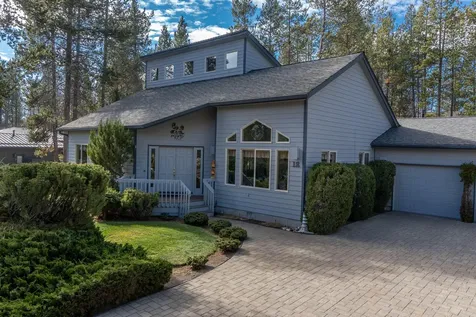 57817 Mt Adams Lane Sunriver OR 97707