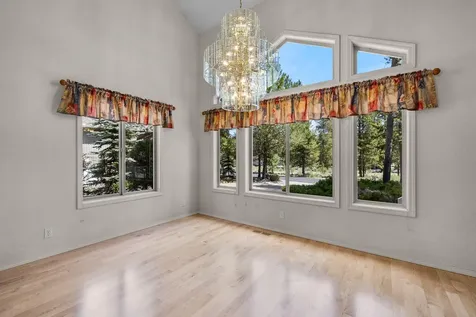 57817 Mt Adams Lane Sunriver OR 97707