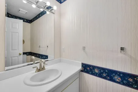 57817 Mt Adams Lane Sunriver OR 97707
