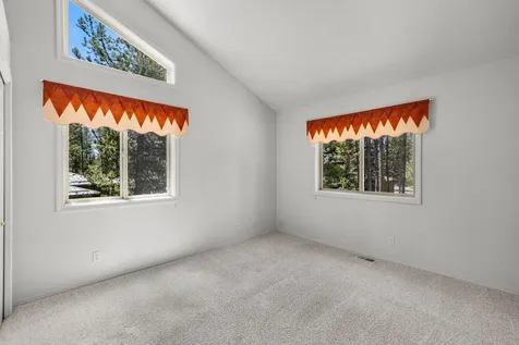 57817 Mt Adams Lane Sunriver OR 97707