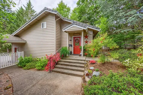 191 Spring Mountain Road Grants Pass OR 97526