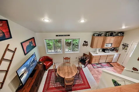 191 Spring Mountain Road Grants Pass OR 97526