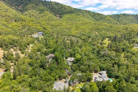 191 Spring Mountain Road Grants Pass OR 97526