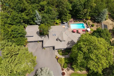 191 Spring Mountain Road Grants Pass OR 97526