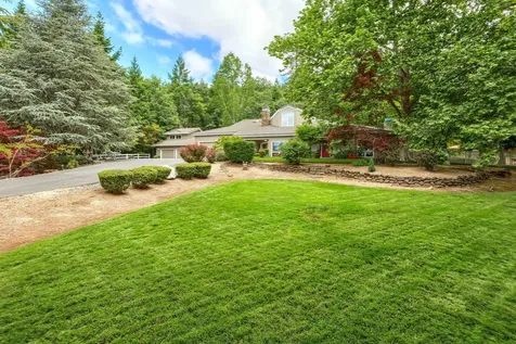 191 Spring Mountain Road Grants Pass OR 97526