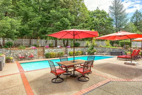 191 Spring Mountain Road Grants Pass OR 97526