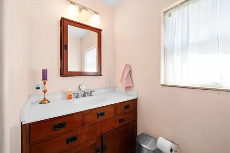 1205 E Park Street Grants Pass OR 97527