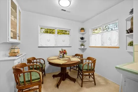 1205 E Park Street Grants Pass OR 97527