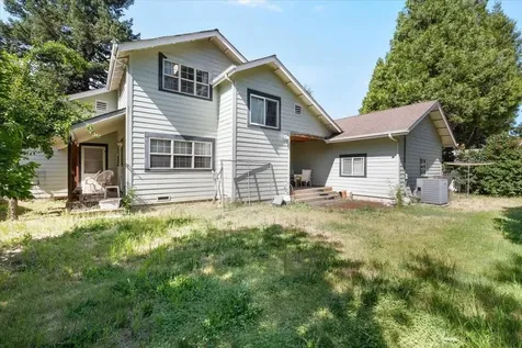 1205 E Park Street Grants Pass OR 97527