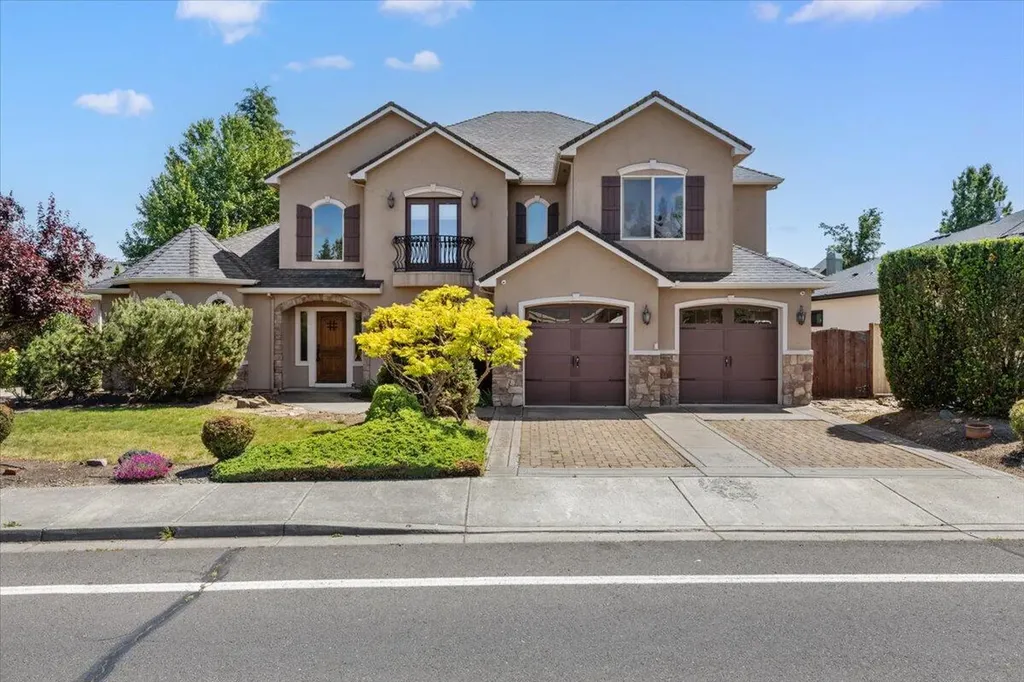 888 Arrowhead Trail Eagle Point OR 97524