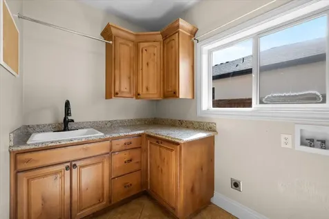 888 Arrowhead Trail Eagle Point OR 97524