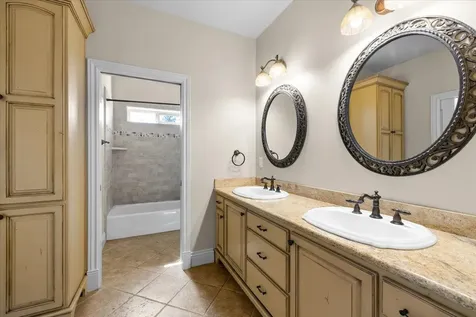 888 Arrowhead Trail Eagle Point OR 97524