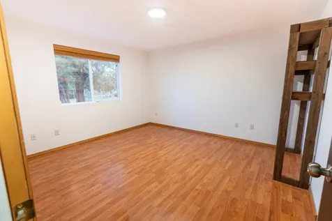 24880 Deer Lane Bend OR 97701