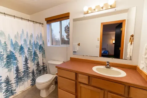 24880 Deer Lane Bend OR 97701