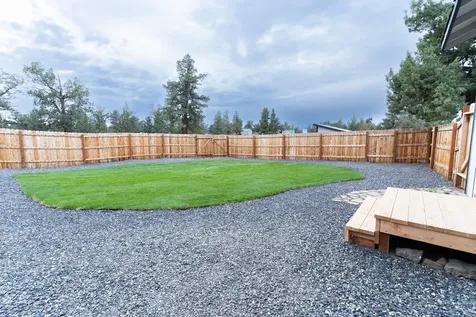 24880 Deer Lane Bend OR 97701