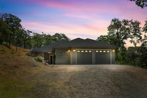314 Tomahawk Road Jacksonville OR 97530