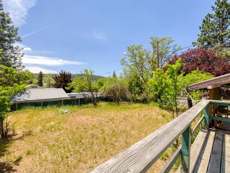 2171 Thrall Street Klamath Falls OR 97601