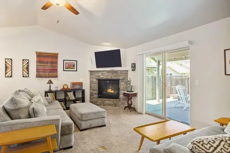 1820 SW I Street Grants Pass OR 97526