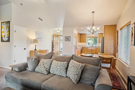 1820 SW I Street Grants Pass OR 97526